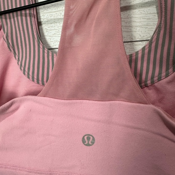 Lululemon Size 6 Pink Tank - Picture 3 of 5